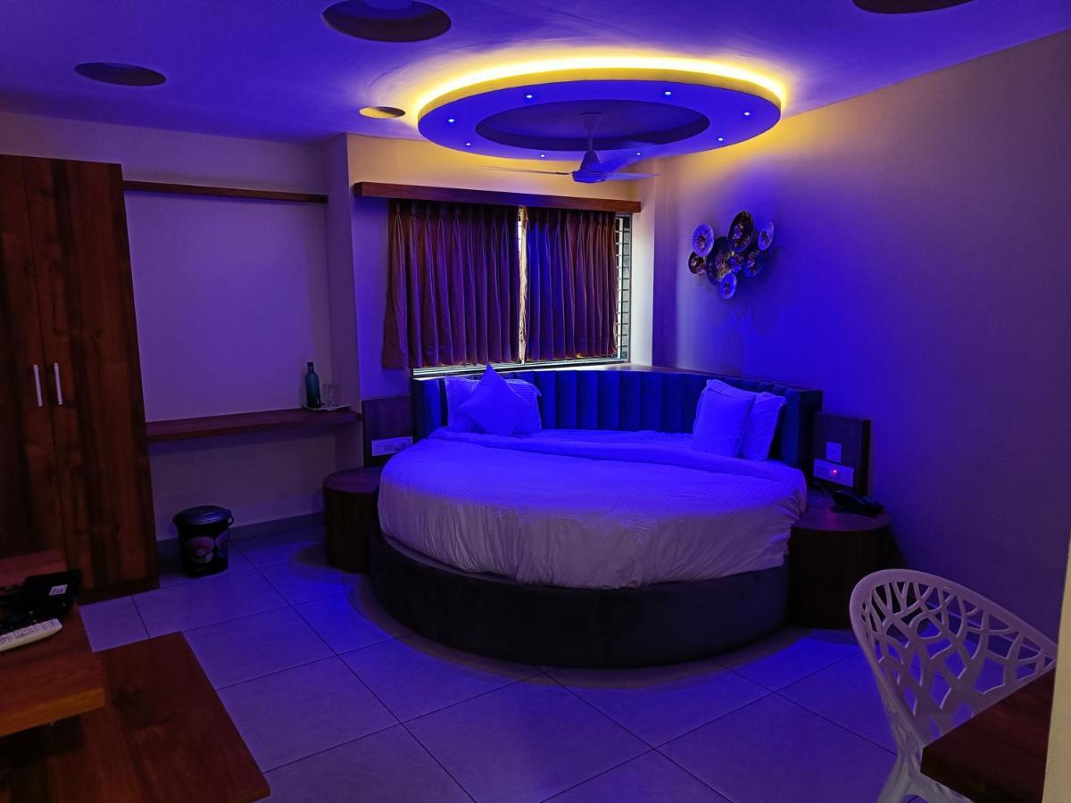 Hotel Lotus Ānand المظهر الخارجي الصورة